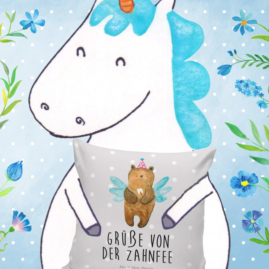 40x40 poduszka niedźwiedź Wróżka zębów 40 X 40 Kissen, kuschelkissen 40x40, Kopfkissen, Motivkissen, kissen für couch, kissen 40 x 40, sofa kissen, Kissen, kissen für sofa, couch kissen, Kopfkissen 40x40, wurfkissen, couchkissen 40x40, 40x40 kissen, Sofakissen 40x40, Mikrofaser Kissen, Dekokissen 40x40, Sofakissen, microfaser zierkissen, zierkissen 40x40, Kissen 40x40, Dekokissen, Dekokissen Sofa, deko kissen, kissen mikrofaser, Polsterkissen, microfaser dekokissen, Couchkissen, Kuschelkissen, wohnzimmer kissen, kuschel kissen, microfaser kopfkissen, Zierkissen, microfaser sofakissen, zier kissen, Bär, Teddy, Teddybär, Fee, Milchzahn, Erster Zahn, Zahnfee