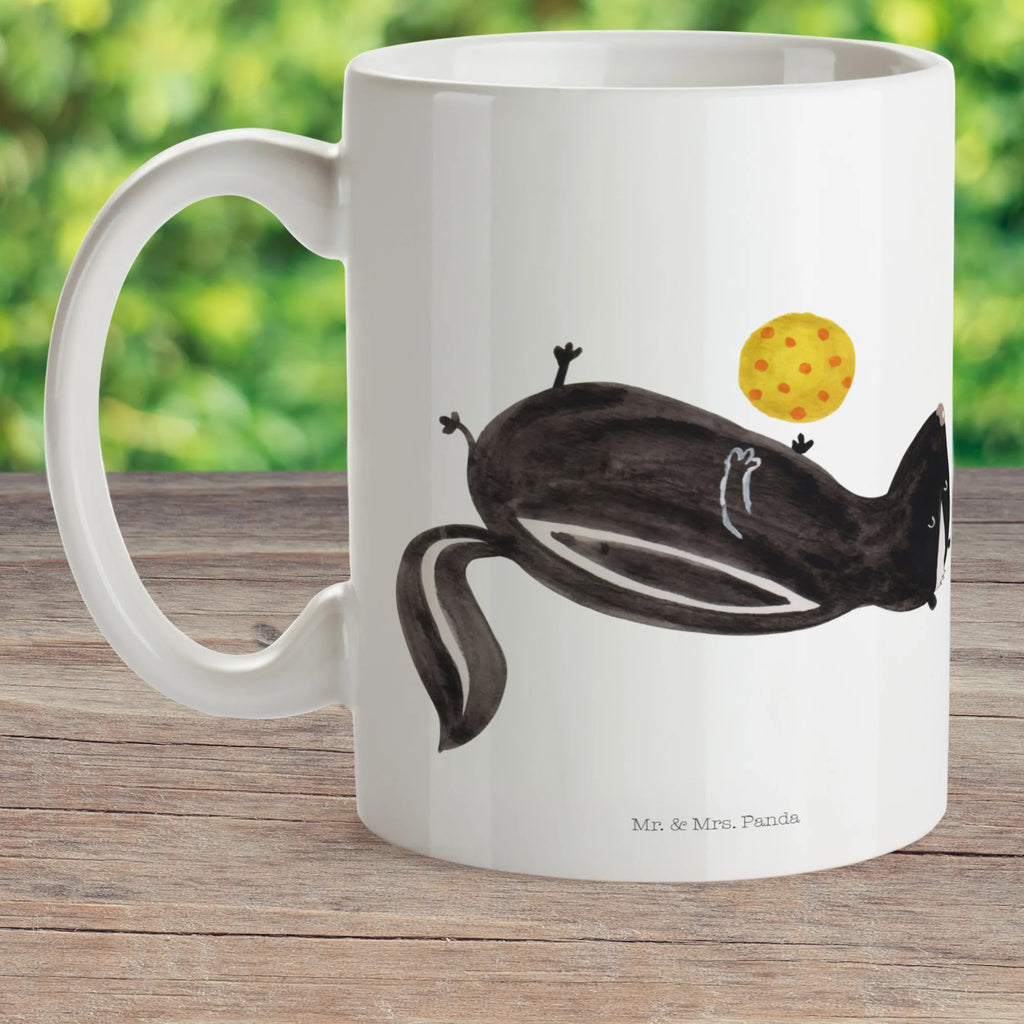 kubek dla dzieci skunks piłka Design Kindertasse, Kindertasse Mit Strohhalm, Trinklernbecher, Kindertasse Mit Griffen, Kinderbecher Aus Edelstahl, Trinklernbecher Personalisiert, Kindertasse Mit Tiermotiv, Kindertasse Mikrowellengeeignet, Kindertasse BPA-Frei, Kinderbecher Für Kleinkinder, Kinder-Keramiktasse, Tasse Für Schulanfänger, Kindertasse Mit Cartoonmotiv, Kindertasse Aus Silikon, Kindertasse Spülmaschinenfest, Kindertasse Bunt, Tasse Mit Henkel Für Kinder, Tasse Für Kinder, Trinklernbecher Aus Kunststoff, Tasse Für Kleinkinder, Kinderbecher Mit Deckel, Nachhaltige Kindertasse, Kinder-Porzellantasse Mit Motiv, Kinderbecher, Kindertasse, Kindertasse Auslaufsicher, Kindertasse Für Baby, Kinderbecher Unzerbrechlich, Kindertasse Bruchsicher, Kinder-Thermobecher, Kindergeburtstag, Kindertasse Für Vorschüler, Trinklern-Tasse, Kinder-Porzellantasse, Kinderbecher Mit Spruch, Kindertasse Handgemacht, Trinklernbecher Mit Deckel, Kindertasse Ökologisch, Skunk, Stinktier, Stinker, Stinki, Verspielt, Raubtier, Weisheit, Wildtier