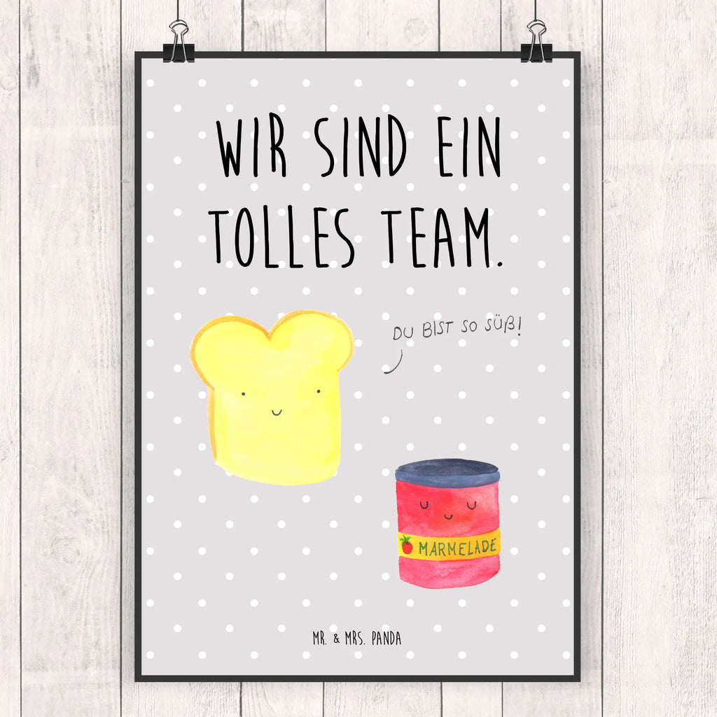 Poster Toast Marmelade Mr. & Mrs. Panda Poster, Wanddeko Bild, Kunstdruck, kunstposter, Designposter, Posterdruck, Bild, kunstdruck poster, Wanddekoration, Plakat, Wandschmuck, wandkunst, grafikposter, Deko Bild, drucke, Poster, Wandposter, kunst für die wand, Wandbild, Bild für Wand, wanddeko, wanddruck, Gute Laune, Tiermotive, Tiere, Lustige Sprüche, Küche Spruch, Frühstück Einladung, Marmelade, Süße Postkarte, Toastbrot, Dreamteam, Brot, Süß, Toast, Küche Deko
