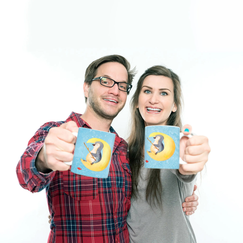 Mug Penguin moon Keramiktasse, Geschenktasse, Tasse, Bürotasse, Teetasse, Tasse mit Zitaten, Tasse mit Motiven, Kaffeetasse, Porzellantasse, Pinguin, Schlafstörungen, Nachtruhe, Gästezimmer, Schlafzimmer, schlafen, Spruch, Pinguine, Einschlafen