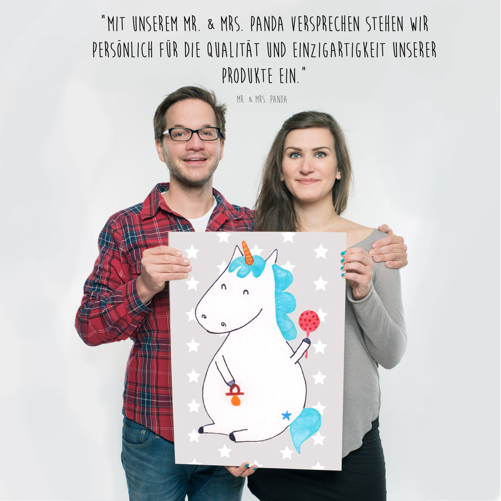 Poster unicorn infant Posterdruck, Wanddekoration, Bild, Wandbild, wanddruck, Mr. & Mrs. Panda Poster, Wanddeko Bild, kunstdruck poster, wandkunst, drucke, wanddeko, Deko Bild, kunst für die wand, kunstposter, grafikposter, Poster, Wandschmuck, Plakat, Kunstdruck, Wandposter, Bild für Wand, Designposter, Einhorn Deko, Einhörner, Einhorn, Unicorn, Nachwuchs, Babyglück, Geburt, Baby, Party, Schnuller, Kind, Mutter, Eltern, Geburtstag, Erstes Kind