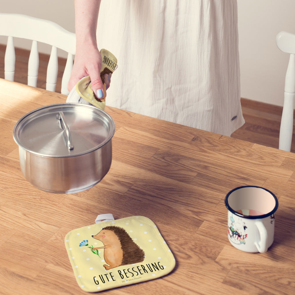 2er Set Topflappen  Igel mit Blume Topfuntersetzer, Topflappen 2er Set, Topflappen lustig, Topflappenset, Topflappen mit Spruch, Ofenhandschuhe, Topfhandschuh, Ofenhandschuh, Topflappen, Topfhandschuhe, Topflappen Set, Schöne Topflappen, Tiermotive, Gute Laune, lustige Sprüche, Tiere, krank, Krankenhaus, Genesungswünsche, Igel, Krankheit, Gute Besserung, Besuch