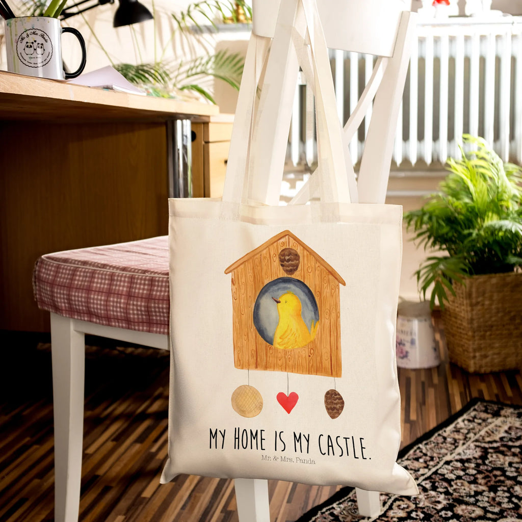 Tragetasche Vogel Haus Badetasche, baumwollbeutel, Shopper, uni tasche, Alltagstasche, Umhängetasche, Tüte, Einkaufstasche, Baumwolltasche, shopping tasche, Tragetasche, tote bag, Beutel, Jutebeutel, Laptoptasche, Schultasche, bedruckte tasche, Schultertasche, unitasche, Tasche, Statementbeutel, Henkeltasche, Einkaufstüte, Einkaufsbeutel, Stofftasche, Beuteltasche, Strandtasche, Leinentasche, Stoffbeutel, Jutetasche, büchertasche, Gute Laune, Tiermotive, Tiere, lustige Sprüche, Castle, Nest, unser Haus, Home sweet home, Vögel, Eigenheim, Familie, Vogelhäuschen, Zuhause, Wohnung, Vogelhaus, Haus, Lieblingsort, Vogel