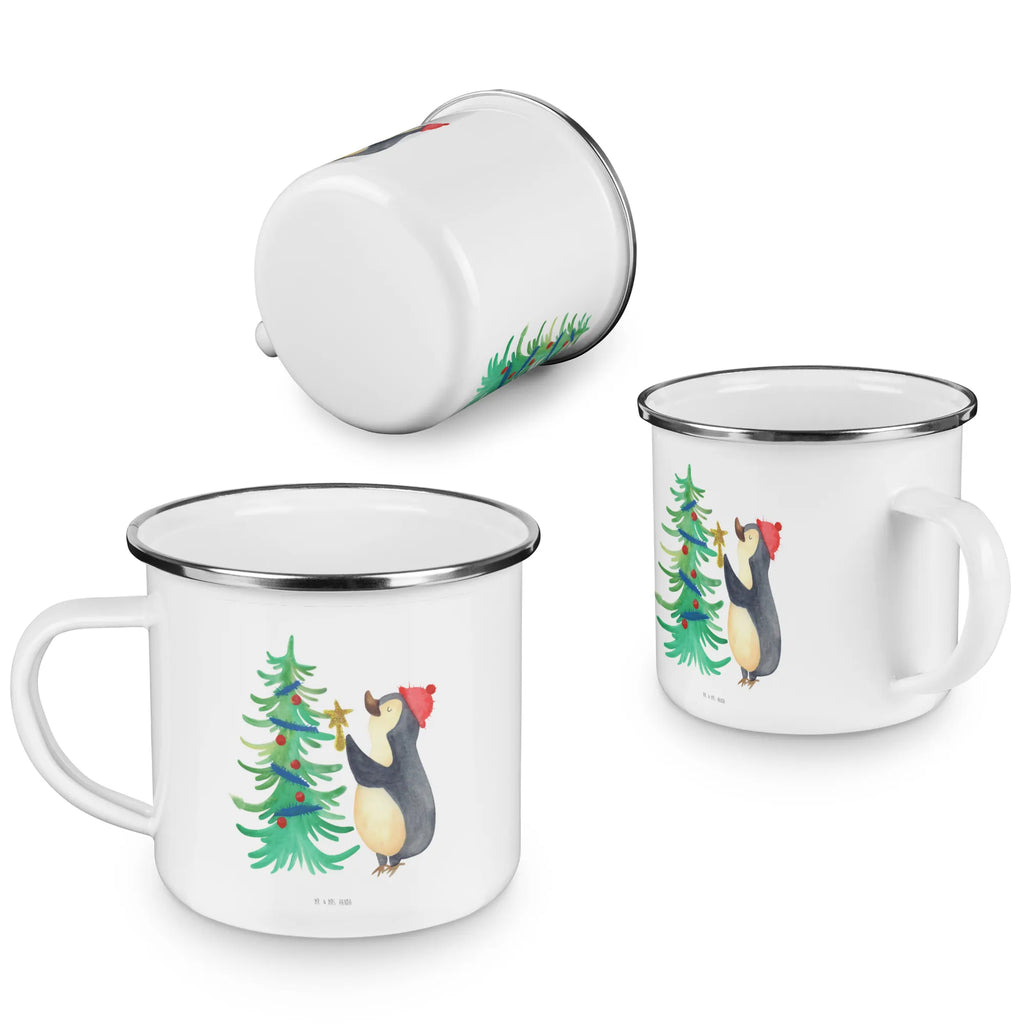 Camping Emaille Tasse Pinguin Weihnachtsbaum Kaffeebecher, Trinkbecher, reisetasse, wandertasse, Teebecher, Pott, Tasse Emaille, Campingbecher, Emaille Becher, Emaille Tasse, becher emaille, emaillebecher, Metalltasse, Blechtasse, blechbecher, Emailletasse, Tasse, Campingtasse, metallbecher, Teetasse, wanderbecher, Reisebecher, Becher, Kaffeetasse, Weihnachten, Winter, Weihnachtsdeko, Nikolaus, Advent, Heiligabend, Wintermotiv, Pinguin