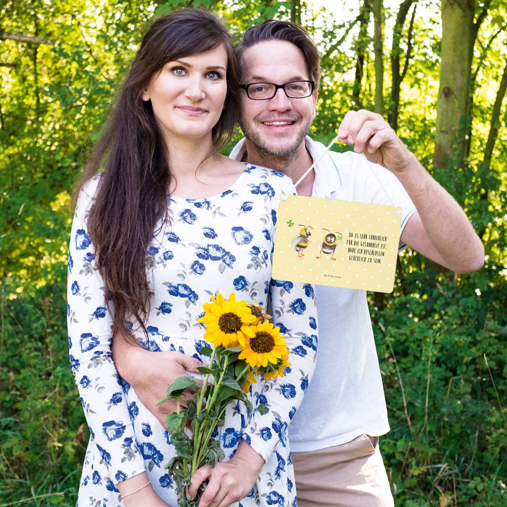 Deko Schild Hummeln Kleeblatt Dekoschild, Dekoschild Klein, Dekoschild Für Freunde, Deko Schild, Türschild, Dekos child Für Garten, Vintage Schild, Rustikales Deko schild, Türschild Mit Spruch, Deko schild Mit Blumenmotiv, Lustiges Deko schild, Schild Aus Holz, Deko schild Mit Motiv, Deko schild Mit Herz, Wanddeko Schild, Deko schild Für Balkon, Dekoschild Zum Aufhängen, Dekoschild Geschenk, Dekoschild Aus Holz, Dekoschild Groß, Dekoschild Für Badezimmer, Schild Zum Aufstellen, Wandschild, Deko schild Liebevoll Gestaltet, Deko schild Mit Spruch, Deko schild Für Küche, Spruchschild, Schild Zum Hinstellen, Deko schild Landhausstil, Dekoschild Für Familie, Schild Aus Metall, Metallschild, Holzschild, Shabby Chic Schild, Deko schild Modern, Dekoschild Handgemacht, Dekoschild Für Flur, Deko schild Mit Lebensweisheit, Deko Wandtafel, Deko schild Für Wohnzimmer, Tiermotive, Gute Laune, lustige Sprüche, Tiere, glücklich werden, Hummel, Spruch fröhlich, Biene, Spruch positiv, Spruch schön, glücklich sein, Biene Deko