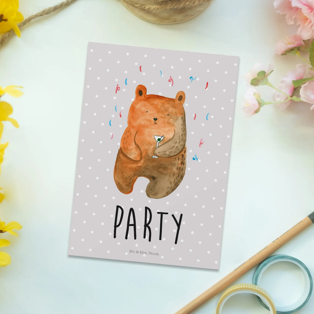 Postcard bear party kunstkarte, Postkarten, Designkarte, spruchkarte, bildkarte, Fotokarte, Motivkarte, Ansichtskarte, einzelkarte, Kunstkarten, Postkarte, Ansichtskarten, Grußkarte, Teddy, Teddybär, Bär, Lustig, Party, Mitbringsel, Abfeiern, Geburtstag, Gute Laune, Geburtstagsgeschenk, Feiern, Geschenk