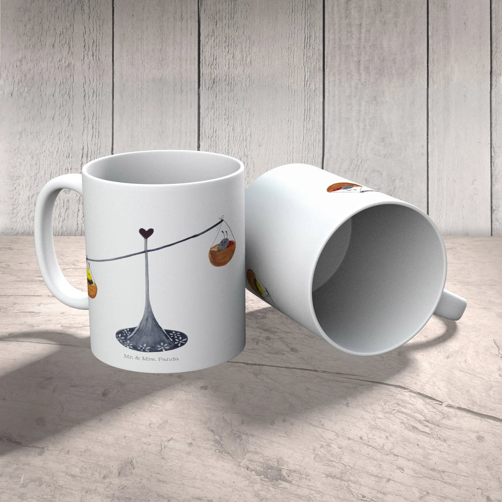 Tasse Sternzeichen Waage Geschenktasse, Keramiktasse, Tasse mit Zitaten, Kaffeetasse, Bürotasse, Porzellantasse, Teetasse, Tasse mit Motiven, Tasse, Tierkreiszeichen, Sternzeichen, Horoskop, Astrologie, Aszendent, Geschenk September, Biene, Waage Sternzeichen, Marienkäfer, Gleichgewicht, Hummel, Geburtstag September, Geburtstag Oktober, Geschenk Oktober, Waage Geschenk, Waage