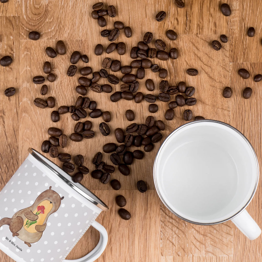 Kempingowy kubek emaliowany wydra bukiet kwiatów Metalltasse, Trinkbecher, blechbecher, becher emaille, Teetasse, Campingtasse, Emaille Tasse, Emaille Becher, Reisebecher, emaillebecher, Emailletasse, reisetasse, Teebecher, Kaffeetasse, wanderbecher, Tasse, wandertasse, Tasse Emaille, Kaffeebecher, Becher, Pott, metallbecher, Blechtasse, Campingbecher, Seeotter, Fischotter, Otter, Otter Seeotter See Otter