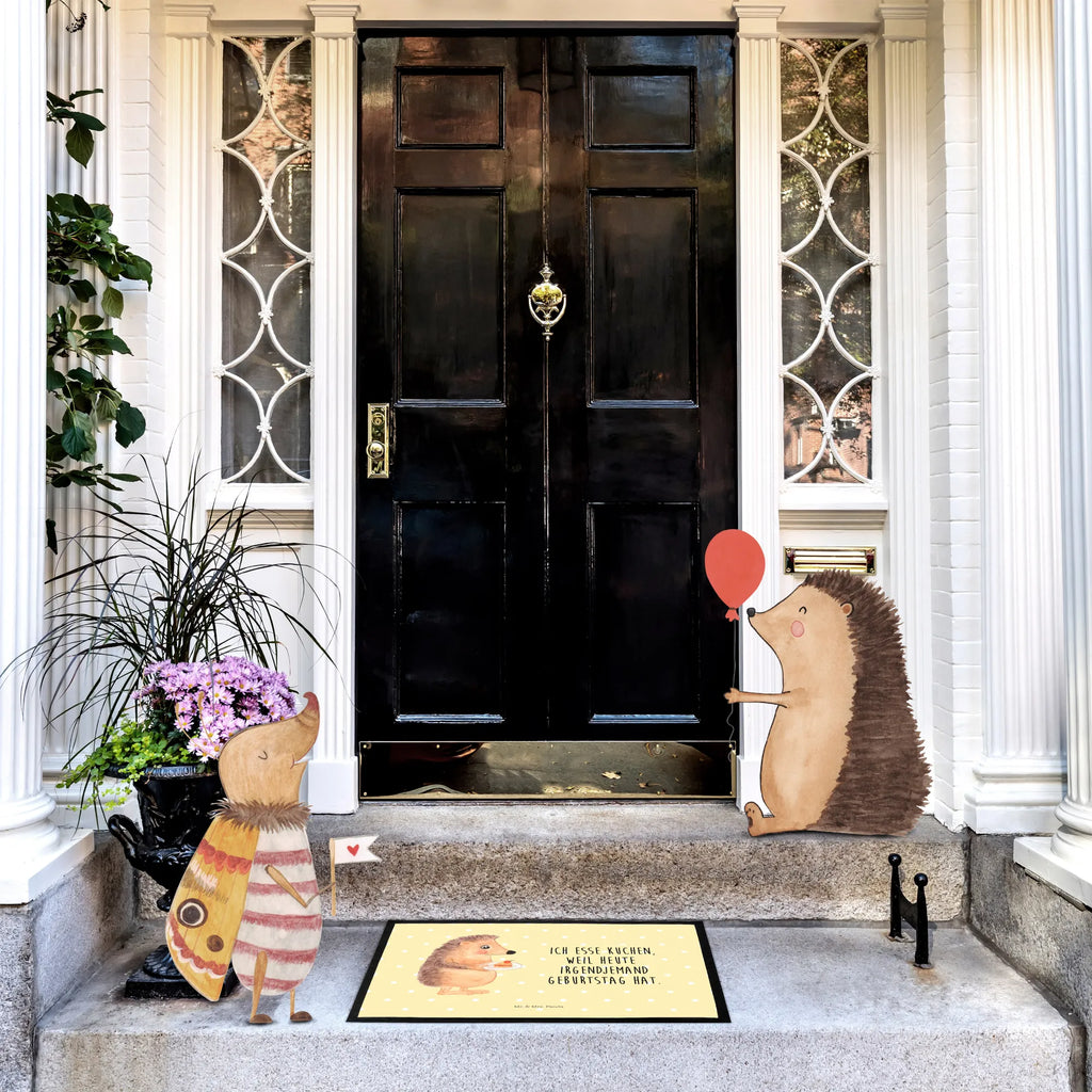 Doormat Hedgehog piece of cake Fußabstreifer außen, Schmutzfangmatte waschbar, Fußmatte innen, Schmutzfangteppich, Motivfußmatte, Türmatte, Vorleger, Fußabtreter, Schmutzmatte, Fußmatte außen, Matte, Schmutzfangmatte, Schmutzfänger, Sauberlaufmatte, Gummi Matte, Fußabtreter außen, Fußabstreifer, Fußmatte außen wetterfest, Fußmatten, Türvorleger, Fußmatte outdoor, Fussmatten online, Eingangsteppich, Gummimatte, Haustürmatte, Fußmatte waschbar, Fussmatten, Tiermotive, Gute Laune, lustige Sprüche, Tiere, Igel, Backen Geschenk, Einladung Party, Torte, Geburtstagskuchen, Kuchen backen, Essen Spruch, Kuchen