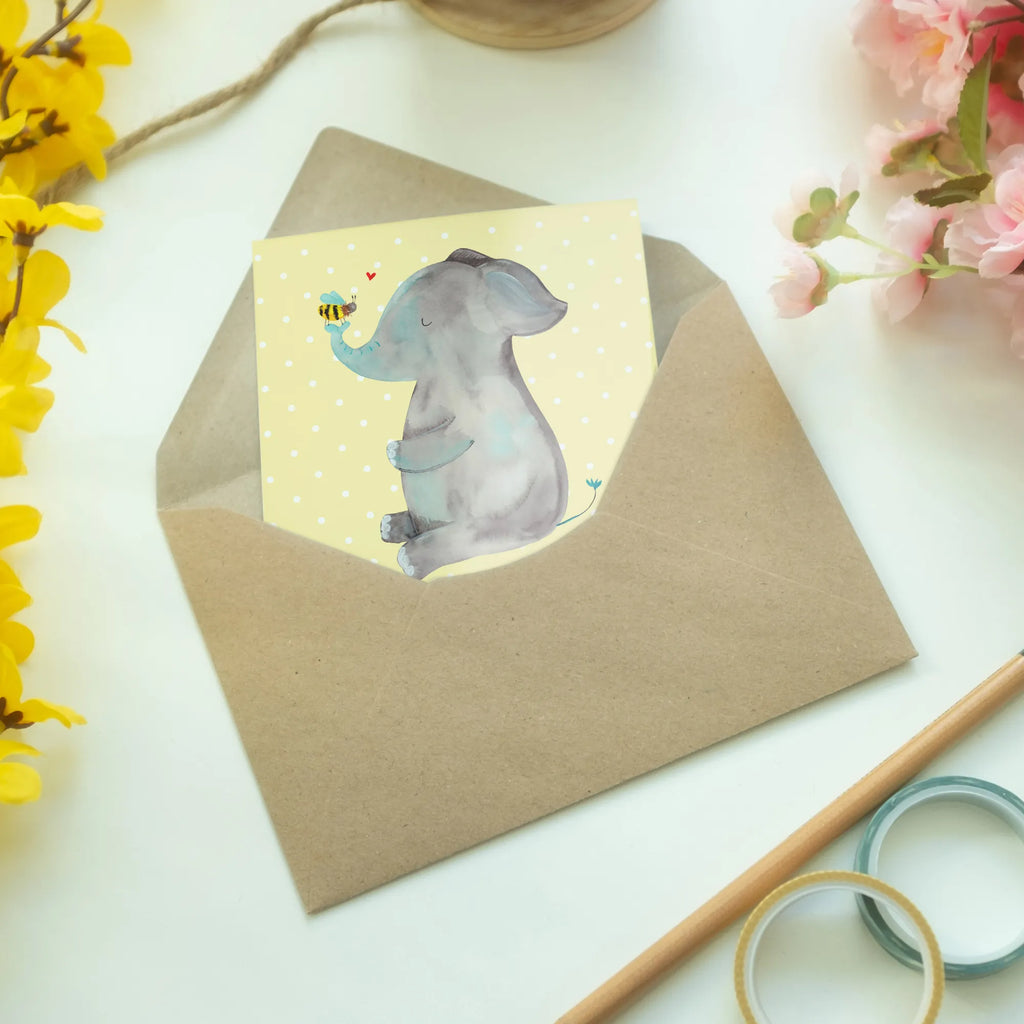 Greetings card elephant bee babykarte, dankeskarten, Glückwunschkarte, neujahrskarte, vatertagskarte, valentinstagskarte, Motivkarte, osterkarten, genesungskarte, osterkarte, Grußkarten, firmungskarte, hochzeitskarten, kommunionskarte, Klappkarte, weihnachtskarten, einladungskarten, spruchkarte, Grußkarte, abiturkarte, Beileidskarte, glückwunschkarten, jubiläumskarte, Lustige Sprüche, Tiere, Tiermotive, Gute Laune, Jahrestag, Heiratsantrag, Liebesspruch, Liebesgeschenk, Liebe, Liebesbeweis, Elefant, Hochzeitsgeschenk, Biene