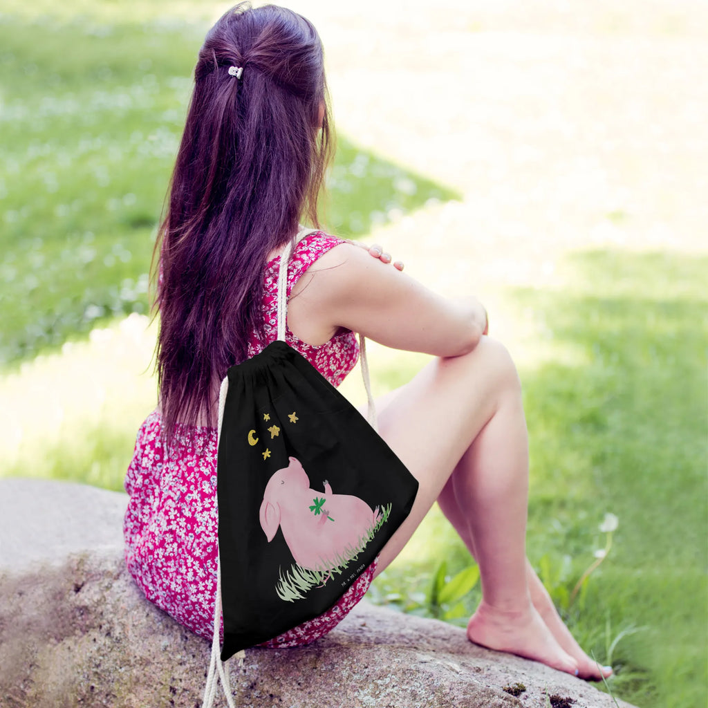 Drawstring bag Pig Luck rucksack stoff, wander rucksack, zugbeutel, Gymsack, Stofftasche, Sportrucksack, Sportbeutel Kindergarten, Baumwolltasche, gym rucksack, Sportbeutel Mit Kordelzug, kordelzugbeutel, wanderbeutel, Sportbeutel Für Freizeit, Stoffbeutel, Sportbeutel Training, gym tasche, gymnastiktasche, Alltagstasche, Sportbeutel Aus Baumwolle, Sportbeutel Outdoor, Baumwollbeutel, rucksack beutel, Sportbeutel Für Sport, Gymbag, festival rucksack, sportbeutel baumwolle, Sportbeutel Kita, festival tasche, beutelrucksack, festivalbeutel, freizeit rucksack, Turnbeutel, Sportbeutel Fitness, rucksack mit kordel, gym beutel, Sportbeutel, Sportbeutel Schule, Turnbeutel Mit Kordel, Turnbeutel Schule, Öko Sportbeutel, zuziehbeutel, turnbeutel baumwolle, baumwoll rucksack, stoff rucksack, kordelrucksack, baumwolle beutel, Festival Beutel, beutel mit kordelzug, Tiermotive, Lustige Sprüche, Gute Laune, Tiere, Schweinchen, Ziele, Glücksbringer, Sterne, Schwein, Träume, Glücksschwein. Glück, Sernchen, Motivation