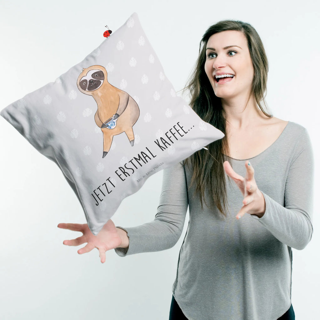 Cushion sloth Coffee Sofakissen, Kissenhülle, sitzkissen, Kissen 40x40, Dekokissen Sofa, Dekokissen 40x40, Kopfkissen, Kissen, Kissenhülle 40x40, Kissen 40x40 Waschbar, sofakissen, Zierkissen, Motivkissen, Sofakissen 40x40, Kissenbezug 40x40, Couchkissen, Dekokissen, Kopfkissen 40x40, Kissenbezüge, Faultier, Faultier Geschenk, Faultier Deko, Kaffee, faul, Kaffeetasse, Frühaufsteher, Kaffeegetränk, erster Kaffee, Faultiere, Genießer, Morgenmuffel, Coffee, Lieblingstier