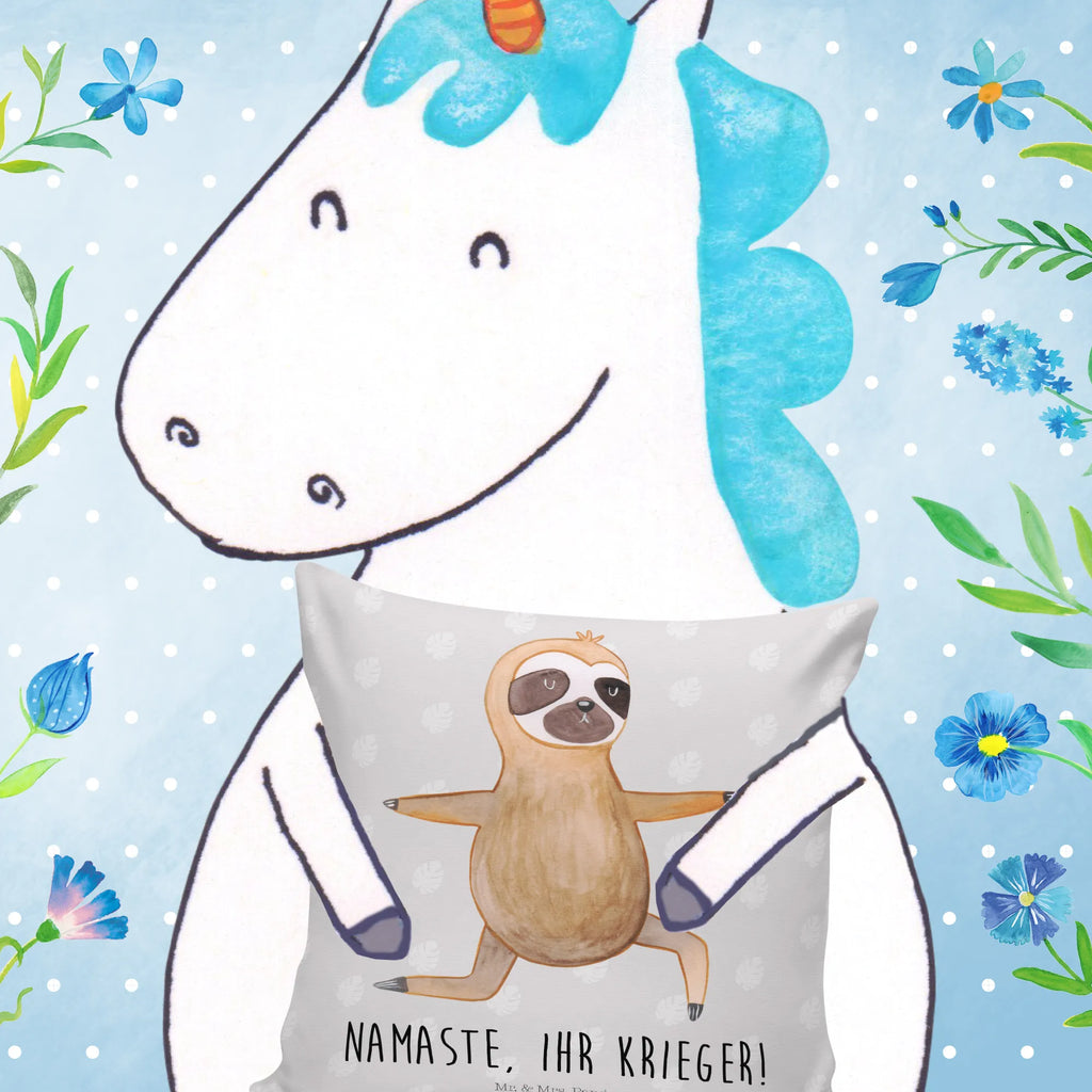 Cushion sloth yoga Sofakissen, Zierkissen, microfaser zierkissen, microfaser sofakissen, Kissen 40x40, couchkissen 40x40, zierkissen 40x40, kissen 40 x 40, Polsterkissen, microfaser dekokissen, kissen mikrofaser, wurfkissen, wohnzimmer kissen, Dekokissen 40x40, Kuschelkissen, Kopfkissen, microfaser kopfkissen, zier kissen, kissen für sofa, kissen für couch, 40 X 40 Kissen, Dekokissen, deko kissen, Motivkissen, couch kissen, Kopfkissen 40x40, kuschel kissen, Couchkissen, kuschelkissen 40x40, sofa kissen, Sofakissen 40x40, Dekokissen Sofa, Kissen, 40x40 kissen, Mikrofaser Kissen, Faultier, Faultier Geschenk, Faultier Deko, Atmung, Meditation, Namaste, Gelassenheit, Yogaübungen, Lieblingstier, Entspannung, Faultiere, faul, Yoga, Krieger