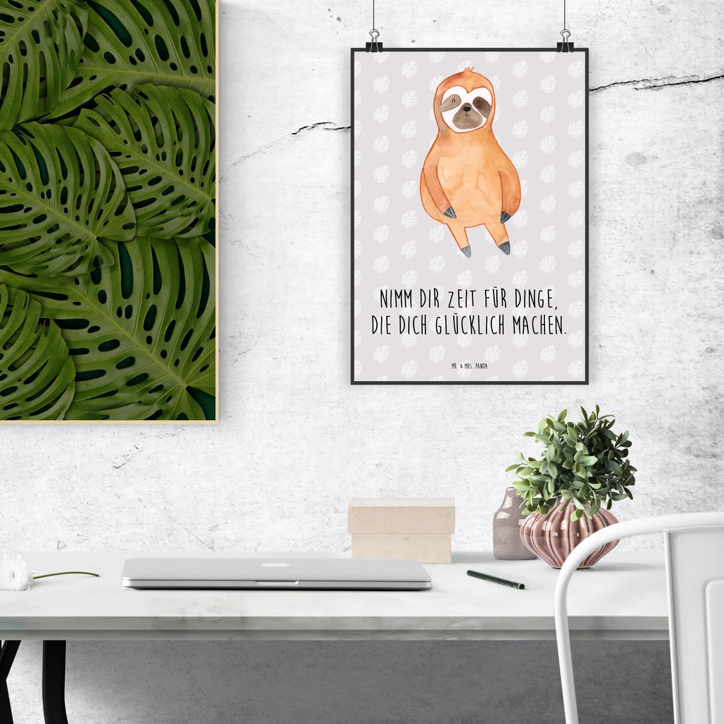 Poster sloth Satisfied Kunstdruck, Wandposter, Wanddeko Bild, Posterdruck, kunstdruck poster, Bild, wanddeko, wanddruck, wandkunst, Designposter, Poster, kunstposter, kunst für die wand, drucke, Wandbild, Bild für Wand, Deko Bild, Mr. & Mrs. Panda Poster, Plakat, Wandschmuck, Wanddekoration, grafikposter, Faultier, Faultier Deko, Faultier Geschenk, glücklich, faul, Glück, Pause, Ruhe, Faultiere, Gelassenheit, Lieblingstier, Happy, Relaxen, Zufriedenheit, Frieden, Zufrieden