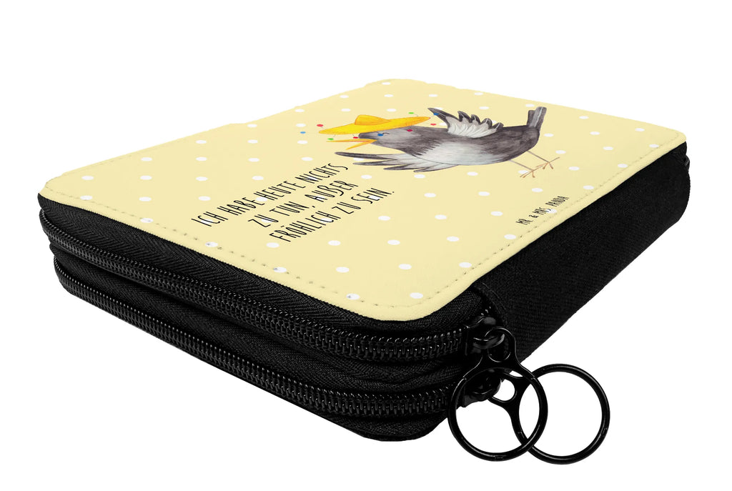 Leather folder Crow sombrero Einschulung, Stifterolle, Geschenk, Büro Stifte Etui, Grundschule, Federmappe, Schüler, Kinder Federmappe, Federmäppchen, Federmäppchen bedruckt, Schule, Kind, Stifte Etui, Federmappe Einschulung, Bestückte Federmappe, Schülerin, Motiv, Stiftetasche, Tiermotive, Gute Laune, lustige Sprüche, Tiere, Spruch positiv, Elster, Glück Spruch, Vögel, Vogel, Motivation, froh, fröhlich sein, glücklich sein, Rabe