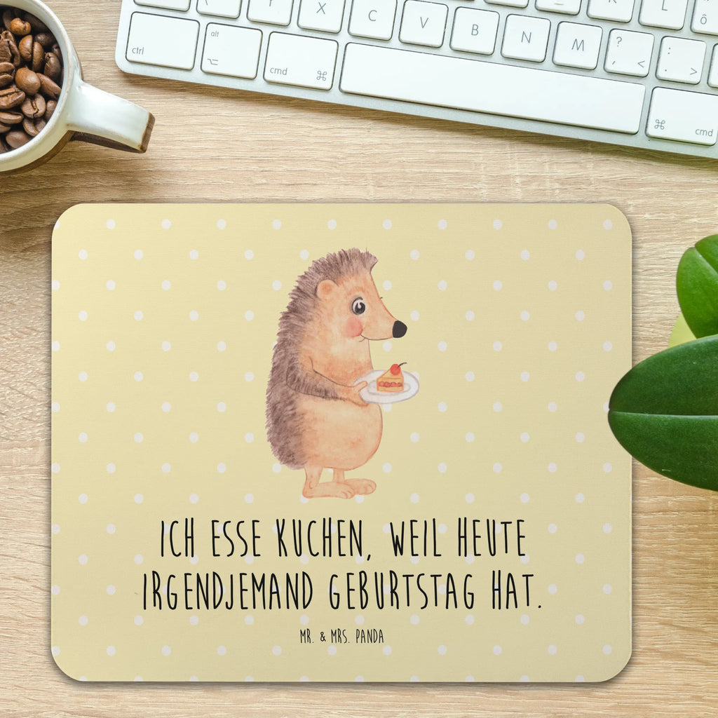 Mauspad Igel mit Kuchenstück Mausunterlage, Mauspad Büro, Arbeitszimmer, Einzigartiges Mauspad, Mousepad, Büroausstattung, Designer Mauspad, Computer zubehör, Mauspad, PC Zubehör, Tiermotive, Gute Laune, lustige Sprüche, Tiere, Backen Geschenk, Torte, Igel, Geburtstagskuchen, Einladung Party, Essen Spruch, Kuchen backen, Kuchen