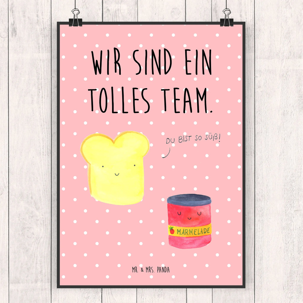 Poster Toast Marmelade Mr. & Mrs. Panda Poster, Wanddeko Bild, Kunstdruck, kunstposter, Designposter, Posterdruck, Bild, kunstdruck poster, Wanddekoration, Plakat, Wandschmuck, wandkunst, grafikposter, Deko Bild, drucke, Poster, Wandposter, kunst für die wand, Wandbild, Bild für Wand, wanddeko, wanddruck, Gute Laune, Tiermotive, Tiere, Lustige Sprüche, Küche Spruch, Frühstück Einladung, Marmelade, Süße Postkarte, Toastbrot, Dreamteam, Brot, Süß, Toast, Küche Deko