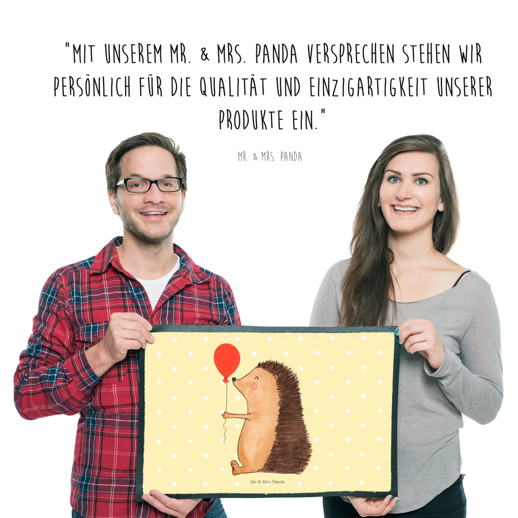 Fußmatte Igel Luftballon Fußabstreifer, Türmatte, außenmatte, Schmutzmatte, Eingangsteppich, Schmutzfangmatte, Fussmatte, Türvorleger, Fußabtreter, flurmatte, türmatten, sauberlaufmatten, schmutzfangmatten, Abtreter, fußmatte, abstreifer, Schmutzfangteppich, hausmatte, Schuhabstreifer, Haustürmatte, Fußmatten, Sauberlaufmatte, Schmutzfänger, matte haustür, Abtretmatte, Eingangsmatte, Tiermotive, Gute Laune, Tiere, Lustige Sprüche, Glückwunsch, Igel, Herzlichen Glückwunsch, Geburtstag, Geburtstagskind, Ballon, Happy Birthday