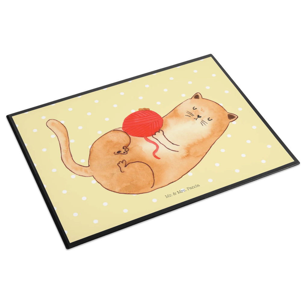 Desk pad Cat Wool Schreibunterlage, Schreibtischauflage, Schreibtischunterlage Groß, Schreibtisch Unterlagen, Bürobedarf, Büroartikel, Schreibwaren, Katze, Katzenmotiv, Katzenfan, Katzendeko, Katzenfreund, Katzenliebhaber, Katzenprodukte, Katzenartikel, Katzenaccessoires, Katzensouvenirs, Katzenliebhaberprodukte, Katzenmotive, Kater, Spiel, Katzenhalter, Cat, Katzen, verspielt, Spielen, Mietze, Katzenbesitzerin, Wolle, Cats, Haustier, Wollknäuel
