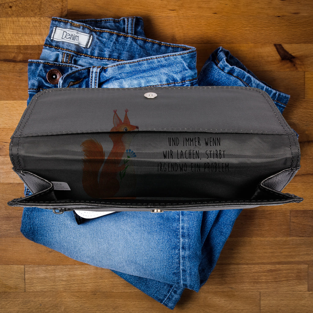 Damen Portemonnaie Eichhörnchen Blume Designer Portemonnaie Damen, Frauen Brieftasche, Reißverschluss Portemonnaie Damen, Portmonee Damen, Geldbörse Mit Zipper Damen, Geldbörse Mit Handgelenksschlaufe Damen, Portemonnaie Mit Kartenfächern Damen, Geldbörse Mit Clipverschluss Damen, Etui Geldbörse Damen, Brieftasche Damen, Kartenhalter Damen, Veganes Portemonnaie Damen, Münzbörse Damen, Geldbörse Mit Fach Damen, Portemonnaie Mit Reißverschluss Damen, Geldbörse Aus Leder Damen, RFID Portemonnaie Damen, Portmonnaie Damen, Damen Geldtasche, Damen Geldbeutel, Damen Geldbörse, Geldbörse Aus Kunstleder Damen, Geldbörse Aus Stoff Damen, Clutch Portemonnaie Damen, Mini Geldbörse Damen, Damengeldbeutel, Slim Portemonnaie Damen, Kartenetui Damen, Münzgeldbörse Damen, Leder Portemonnaie Damen, Geldbörse Mit Druckverschluss Damen, XXL Portemonnaie Damen, Damen Portemonnaie, Damengeldbörse, Frauen Geldbörse, Portemonnaie Mit Münzfach Damen, Portemonnaie für Damen, Hochwertiges Portemonnaie Damen, Tiermotive, Gute Laune, Lustige Sprüche, Tiere, Spruch Positiv, Eichhorn, Eichhörnchen, Motivation Sprüche, Spaß, glücklich Spruch, Motivation Bilder, Lachen, Spruch Deko