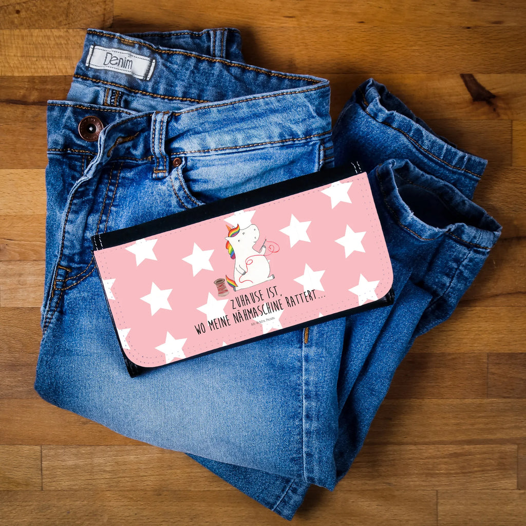 Damen Portemonnaie Einhorn Näherin Portmonee Damen, Münzgeldbörse Damen, Geldbörse Aus Stoff Damen, Münzbörse Damen, Geldbörse Mit Druckverschluss Damen, Geldbörse Mit Clipverschluss Damen, Leder Portemonnaie Damen, Portemonnaie Mit Münzfach Damen, Geldbörse Aus Kunstleder Damen, Damen Geldtasche, Portemonnaie Mit Reißverschluss Damen, Reißverschluss Portemonnaie Damen, Portemonnaie Mit Kartenfächern Damen, Damen Geldbeutel, Geldbörse Mit Handgelenksschlaufe Damen, Slim Portemonnaie Damen, Damengeldbeutel, Veganes Portemonnaie Damen, Geldbörse Mit Fach Damen, Clutch Portemonnaie Damen, Mini Geldbörse Damen, Damengeldbörse, Designer Portemonnaie Damen, Hochwertiges Portemonnaie Damen, Geldbörse Mit Zipper Damen, Portmonnaie Damen, Damen Geldbörse, Brieftasche Damen, Frauen Geldbörse, Etui Geldbörse Damen, Kartenetui Damen, XXL Portemonnaie Damen, Damen Portemonnaie, Portemonnaie für Damen, Kartenhalter Damen, Frauen Brieftasche, Geldbörse Aus Leder Damen, RFID Portemonnaie Damen, Einhorn, Einhörner, Einhorn Deko, Unicorn, Näherin, Mädchen, nähen, Häkeln, Nähzimmer, basteln, Stricken, Freundin