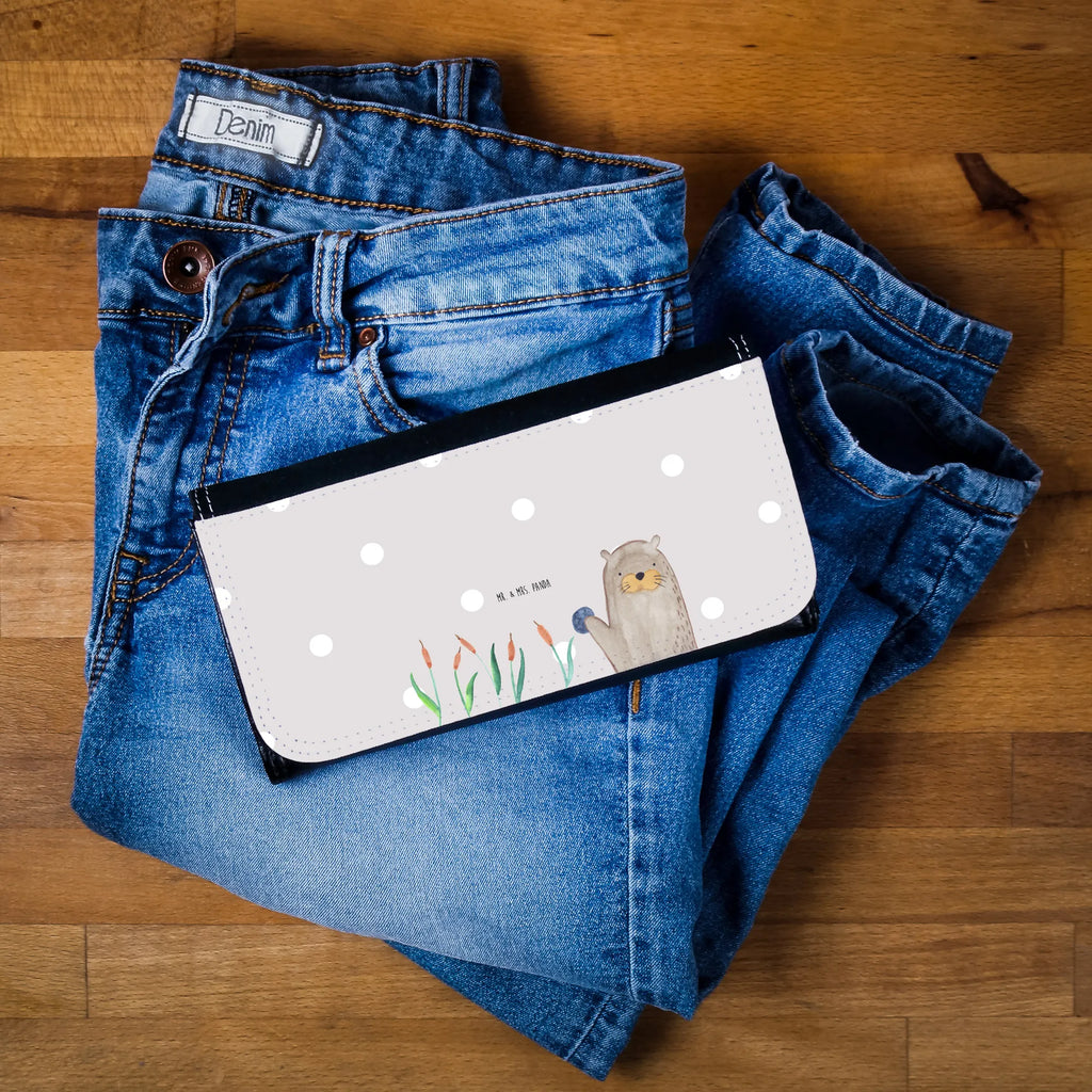 Damen Portemonnaie Otter Stein Geldbörse Mit Clipverschluss Damen, Mini Geldbörse Damen, Leder Portemonnaie Damen, Clutch Portemonnaie Damen, Reißverschluss Portemonnaie Damen, Portmonee Damen, Portmonnaie Damen, Münzgeldbörse Damen, Damengeldbörse, Geldbörse Mit Zipper Damen, Hochwertiges Portemonnaie Damen, Kartenhalter Damen, Damen Geldtasche, Etui Geldbörse Damen, Portemonnaie Mit Reißverschluss Damen, Geldbörse Aus Leder Damen, Portemonnaie Mit Kartenfächern Damen, XXL Portemonnaie Damen, Geldbörse Aus Kunstleder Damen, Münzbörse Damen, Kartenetui Damen, Designer Portemonnaie Damen, Geldbörse Mit Fach Damen, Veganes Portemonnaie Damen, Damen Portemonnaie, Damengeldbeutel, Portemonnaie für Damen, Brieftasche Damen, Frauen Geldbörse, Damen Geldbeutel, Geldbörse Mit Handgelenksschlaufe Damen, Portemonnaie Mit Münzfach Damen, Frauen Brieftasche, Damen Geldbörse, Geldbörse Aus Stoff Damen, Geldbörse Mit Druckverschluss Damen, Slim Portemonnaie Damen, RFID Portemonnaie Damen, Otter, Fischotter, Seeotter, Otter Seeotter See Otter