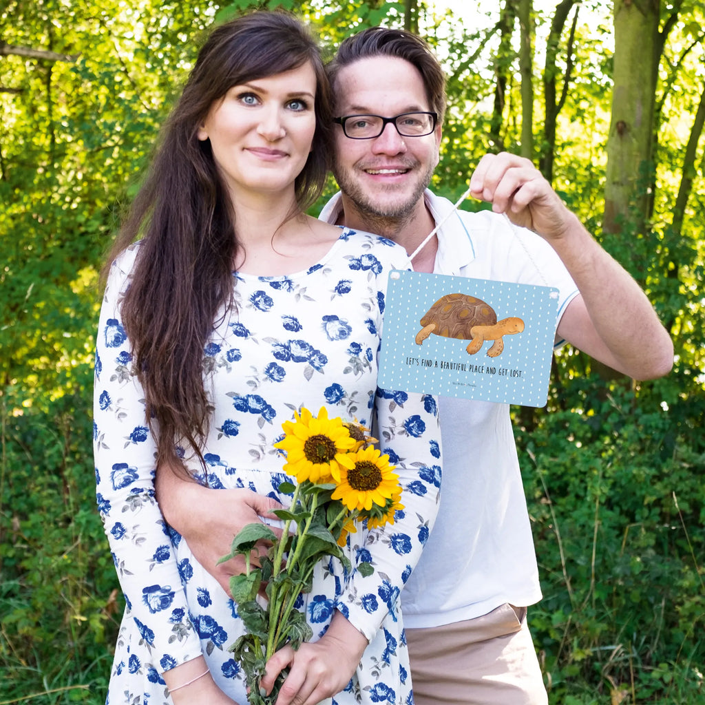 Deko Schild Schildkröte Marschieren Spruchschild, Wandschild, Küchenschild, dekoration schild, Türschild Familie, Deko Wandtafel, Motivschild, dekoschilder, holzbild, dekotafel, Badschild, Türschild, hängeschild, Holztafel, Deko Schild, wandhänger, Holzschild, sprüche schild, wandtafel, Dekoschild, Schild, Schild mit Spruch, Meer, Meerestiere, Urlaub, Schildkröte, Schildkröten, Lieblingsmensch, Get Lost, Inspiration, Motivation, Abenteuer, Reiselust, Neustart