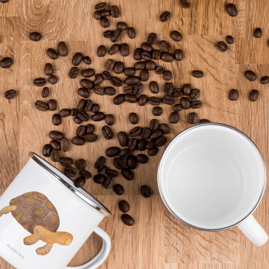 Enamel camping mug tortoise March Camping Tasse Emaille, Metalltasse für Camping, Tasse, Emaille Campingbecher, Camping Becher, Kaffeetasse, Tasse Emaille, Camping Tasse Metall, Metall Tasse, Trinkbecher, Emaille Becher Camping, Tasse Camping, Camping Becher Edelstahl, Campingbecher, Emaille Tasse Camping, Campingtasse, Becher, Emaille Trinkbecher, Blechtassen, Emaille Tasse, Edelstahl Trinkbecher, Blechtasse, Blechtasse Outdoor, Motivtasse, Outdoor Tasse, Emailletasse, Kaffee Blechtasse, Becher mit Motiv, Camping Tassen Emaille, Metalltasse, Emaille Becher, Outdoor Becher, Campingtassen, Kaffeebecher, Urlaub, Meer, Meerestiere, get lost, Schildkröten, Abenteuer, Motivation, Inspiration, Reiselust, Neustart, Lieblingsmensch, Schildkröte