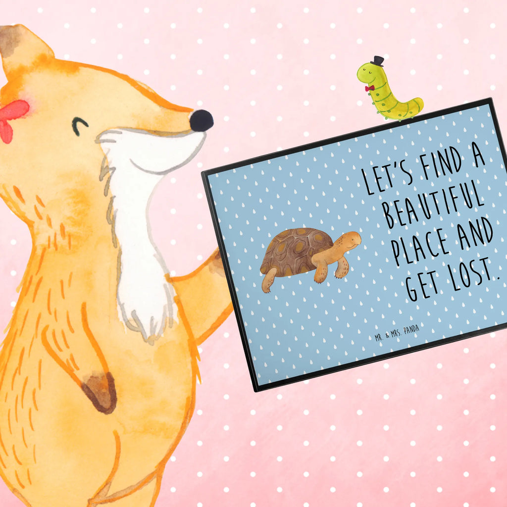 Schreibtischunterlage Schildkröte Marschieren Schreibtisch Unterlagen, Büroartikel, Schreibwaren, Schreibunterlage, Schreibtischauflage, Schreibtischunterlage Groß, Bürobedarf, Meerestiere, Meer, Urlaub, Motivation, Inspiration, get lost, Reiselust, Neustart, Schildkröte, Schildkröten, Lieblingsmensch, Abenteuer