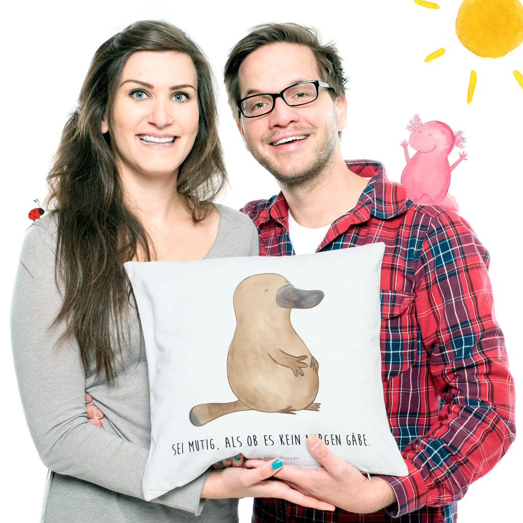 40x40 poduszka dziobak Odwaga zier kissen, zierkissen 40x40, Polsterkissen, couch kissen, Motivkissen, 40x40 kissen, kissen für couch, kissen für sofa, kissen mikrofaser, microfaser sofakissen, Kissen 40x40, Dekokissen Sofa, kuschel kissen, Kopfkissen, Dekokissen, Dekokissen 40x40, sofa kissen, microfaser dekokissen, wurfkissen, Couchkissen, deko kissen, wohnzimmer kissen, 40 X 40 Kissen, Zierkissen, couchkissen 40x40, kuschelkissen 40x40, Mikrofaser Kissen, microfaser zierkissen, Kuschelkissen, Kopfkissen 40x40, Kissen, kissen 40 x 40, Sofakissen 40x40, microfaser kopfkissen, Sofakissen, Urlaub, Meer, Meerestiere, Arbeit, Lebensweisheit, Weltreise, Büro, Neustart, Training, Motivation, Schnabeltiere, mutig, Mut, Raodtrip, Neuanfang, Schnabeltier