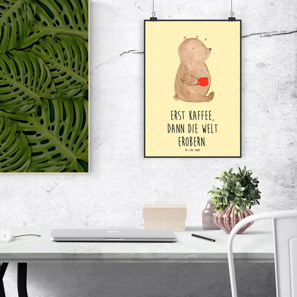 Poster bear Coffee Wandbild, Wanddekoration, wandkunst, Mr. & Mrs. Panda Poster, wanddruck, kunst für die wand, Deko Bild, Designposter, Poster, kunstdruck poster, Wandposter, wanddeko, Wanddeko Bild, drucke, kunstposter, Wandschmuck, Posterdruck, Bild für Wand, Plakat, grafikposter, Kunstdruck, Bild, Teddybär, Bär, Teddy, Kaffee, Welt Erobern, Morgenroutine, Guten Morgen, Coffee, Bären, Motivation, Welt Retten