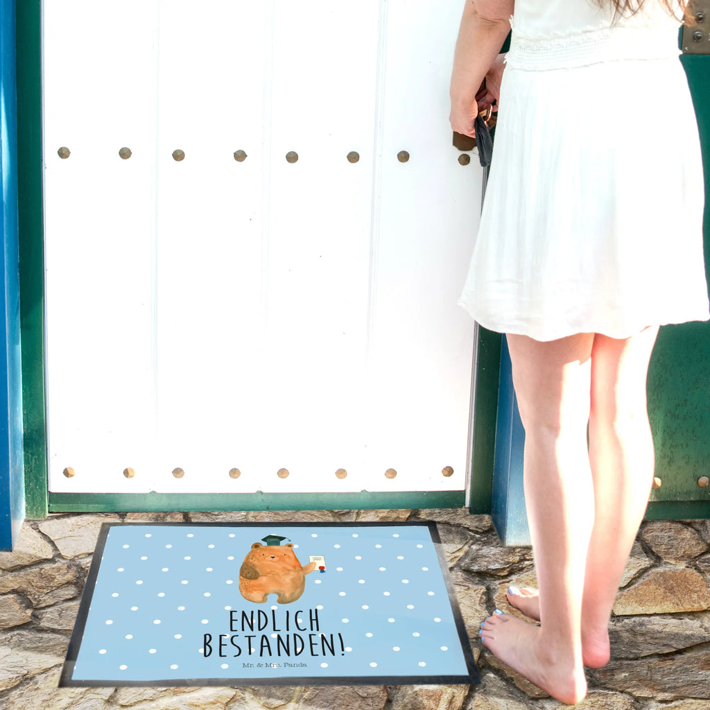 Fußmatte Bär Prüfung Abtretmatte, Schmutzfangteppich, Schmutzfangmatte, Fußmatten, Fußabtreter, Türvorleger, Schmutzfänger, flurmatte, Sauberlaufmatte, matte haustür, Haustürmatte, Türmatte, Schmutzmatte, Schuhabstreifer, sauberlaufmatten, türmatten, hausmatte, Fussmatte, Abtreter, Fußabstreifer, Eingangsmatte, außenmatte, abstreifer, schmutzfangmatten, Eingangsteppich, fußmatte, Teddybär, Bär, Teddy, Zeugnis, Prüfung Bestanden, Abschlusszeugnis, Prüfungen, Abschluss, Abitur