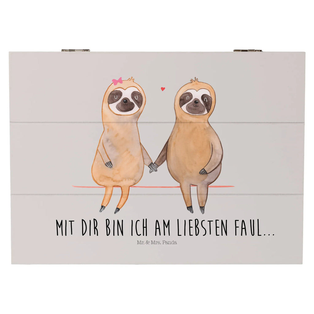 Holzkiste Faultier Pärchen Aufbewahrungskiste, truhe holz, holzschachtel, box holz, aufbewahrungsboxen, holzschatulle, Aufbewahrungsbox Holz, Aufbewahrungsbox aus Holz, holztruhen, Holzkiste, aufbewahrungskiste mit deckel, Holzboxen, aufbewahrungskisten, Holzkiste mit Deckel, holzkästchen, Aufbewahrungsbox, Holzkisten, Holztruhe, aufbewahrungstruhe, Box aus Holz, Holzbox mit Deckel, Schatulle, kiste holz, Holz Aufbewahrungsbox, Holzbox, Faultier Geschenk, Faultier Deko, Faultier, Beziehung, Faultierpärchen, Langsamkeit, Gemeinsam, Faultiere, Liebe, Faultierliebe, Pärchen, Verliebt, Liebespaar, Lieblingstier, faul, Verlobt, Relaxen