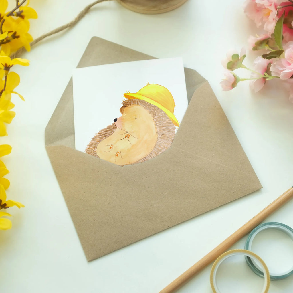 Grußkarte Igel Beten valentinstagskarte, glückwunschkarten, jubiläumskarte, Motivkarte, abiturkarte, Beileidskarte, kommunionskarte, Glückwunschkarte, babykarte, Grußkarte, osterkarte, Klappkarte, vatertagskarte, osterkarten, Grußkarten, weihnachtskarten, spruchkarte, dankeskarten, neujahrskarte, einladungskarten, hochzeitskarten, firmungskarte, genesungskarte, Lustige Sprüche, Tiere, Tiermotive, Gute Laune, Amen, Igel mit Hut, Dankbar sein, Beten, Sonnenhut, Dankbarkeit, Genießen, Igel, Leben, Dankbar, Gott