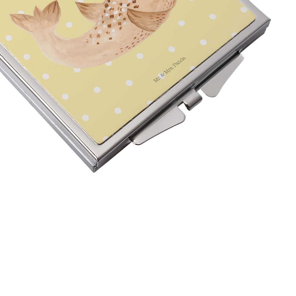 Kwadratowe lusterko do torebki foka Leżeć Vintage Kompaktspiegel, Silber, Handspiegel Für Damen, Klappbarer Handspiegel, Klappspiegel, Mini Spiegel, Handtaschenspiegel, Kompaktspiegel, Deko Handspiegel, Spiegel Für Make-Up Tasche, Runder Taschenspiegel, Quadratischer Handspiegel, Reise Spiegel, Handspiegel Zum Mitnehmen, Tragbarer Spiegel, Spiegel Für Handtasche, Design Taschenspiegel, Klappbarer Taschenspiegel, Schminkspiegel To Go, Handspiegel Mit Hülle, Taschenspiegel, Spiegel Für Schminktasche, Taschen-Kosmetikspiegel, Handspiegel Geschenkidee, Spiegel Für Unterwegs, Kosmetikspiegel Klein, Schminkspiegel Kompakt, Lustige Sprüche, Gute Laune, Tiermotive, Tiere, Robben, Meerestier, Strand, Robbe, Ostsee, Lachen, Nordsee, Freude, Seehund