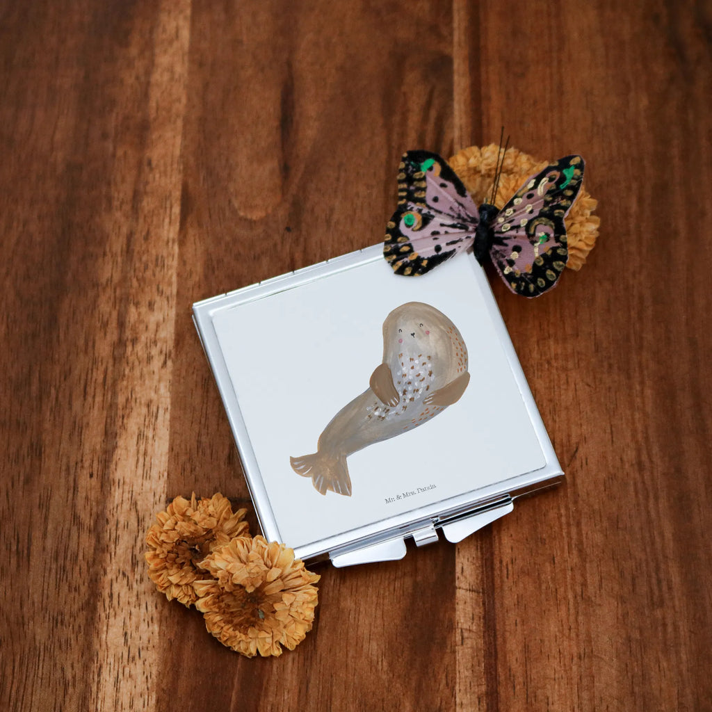 Handbag mirror seal Laugh Mini Spiegel, Taschen-Kosmetikspiegel, Klappspiegel, Kosmetikspiegel Klein, Handspiegel Geschenkidee, Kompaktspiegel, Handspiegel Für Damen, Tragbarer Spiegel, Taschenspiegel, Handspiegel Zum Mitnehmen, Spiegel Für Schminktasche, Reise Spiegel, Klappbarer Taschenspiegel, Spiegel Für Unterwegs, Spiegel Für Handtasche, Silber, Spiegel Für Make-Up Tasche, Quadratischer Handspiegel, Vintage Kompaktspiegel, Deko Handspiegel, Runder Taschenspiegel, Handtaschenspiegel, Schminkspiegel To Go, Klappbarer Handspiegel, Schminkspiegel Kompakt, Design Taschenspiegel, Handspiegel Mit Hülle, Lustige Sprüche, Gute Laune, Tiermotive, Tiere, Strand, Meerestier, Robbe, Seehund, Ostsee, Robben, Nordsee