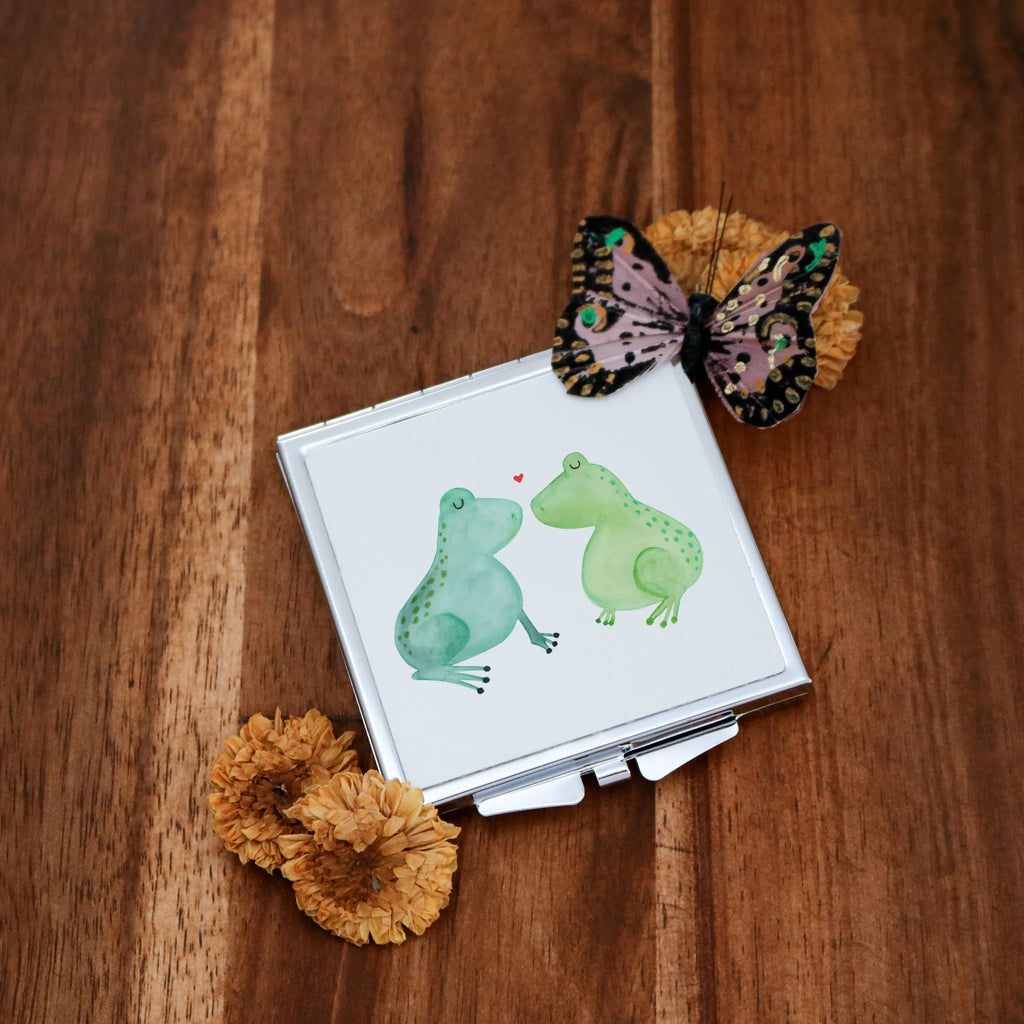 Handbag mirror Frogs in love Handspiegel Zum Mitnehmen, Runder Taschenspiegel, Klappbarer Taschenspiegel, Spiegel Für Unterwegs, Taschenspiegel, Handtaschenspiegel, Mini Spiegel, Schminkspiegel To Go, Tragbarer Spiegel, Spiegel Für Schminktasche, Reise Spiegel, Kosmetikspiegel Klein, Handspiegel Mit Hülle, Silber, Taschen-Kosmetikspiegel, Klappspiegel, Spiegel Für Handtasche, Vintage Kompaktspiegel, Handspiegel Geschenkidee, Deko Handspiegel, Schminkspiegel Kompakt, Klappbarer Handspiegel, Quadratischer Handspiegel, Handspiegel Für Damen, Spiegel Für Make-Up Tasche, Design Taschenspiegel, Kompaktspiegel, Verlobung, Jahrestag, Hocheitstag, Heiratsantrag, Heiraten, Liebesgeschenk, Freundin, Freund, Ehefrau, Ehemann, Liebe, Partner, Hochzeitstag, Fröschchen, Geschenk Freund, Froschkönig, Geschenk Freundin, Frösche, Geschenk Hochzeit, Liebesbeweis, Verheiratet, Verlobt, Frosch, Verliebt