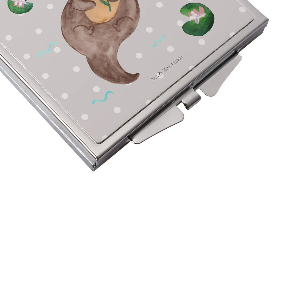 Handtaschenspiegel quadratisch Otter Seerose Handspiegel Mit Hülle, Spiegel Für Handtasche, Tragbarer Spiegel, Reise Spiegel, Schminkspiegel Kompakt, Mini Spiegel, Handtaschenspiegel, Handspiegel Geschenkidee, Spiegel Für Make-Up Tasche, Vintage Kompaktspiegel, Taschenspiegel, Silber, Design Taschenspiegel, Klappspiegel, Spiegel Für Schminktasche, Klappbarer Handspiegel, Runder Taschenspiegel, Handspiegel Für Damen, Kompaktspiegel, Quadratischer Handspiegel, Taschen-Kosmetikspiegel, Klappbarer Taschenspiegel, Kosmetikspiegel Klein, Spiegel Für Unterwegs, Deko Handspiegel, Handspiegel Zum Mitnehmen, Schminkspiegel To Go, Otter, Fischotter, Seeotter, Otter Seeotter See Otter