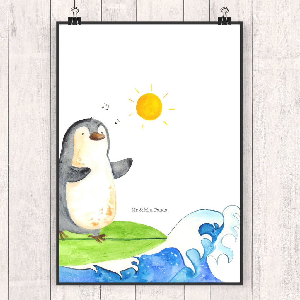 Plakat Pingwin surfista Wanddeko, Wanddekoration, Handgemaltes Poster, Kinderposter, Designposter, Raumdekoration, Poster, Bild, Küchenposter, Posterdruck, Wanddeko Bild, Kunstdruck, Wandposter, Mr. & Mrs. Panda Poster, Pinguin, Surfer, Urlaub, Portugal, surfen, Wellen, Hawaii, Pinguine, Wellen reiten