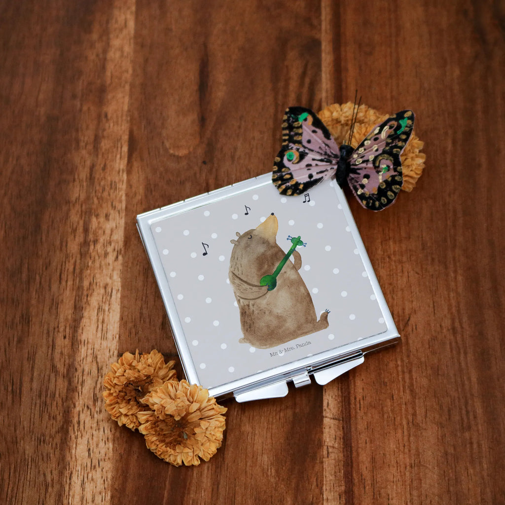 Handbag mirror bear guitar Spiegel Für Make-Up Tasche, Klappbarer Handspiegel, Handspiegel Geschenkidee, Klappspiegel, Kompaktspiegel, Mini Spiegel, Spiegel Für Unterwegs, Schminkspiegel To Go, Deko Handspiegel, Handtaschenspiegel, Kosmetikspiegel Klein, Taschen-Kosmetikspiegel, Handspiegel Für Damen, Spiegel Für Schminktasche, Klappbarer Taschenspiegel, Spiegel Für Handtasche, Handspiegel Zum Mitnehmen, Vintage Kompaktspiegel, Design Taschenspiegel, Schminkspiegel Kompakt, Quadratischer Handspiegel, Taschenspiegel, Runder Taschenspiegel, Tragbarer Spiegel, Reise Spiegel, Handspiegel Mit Hülle, Silber, Teddy, Bär, Teddybär