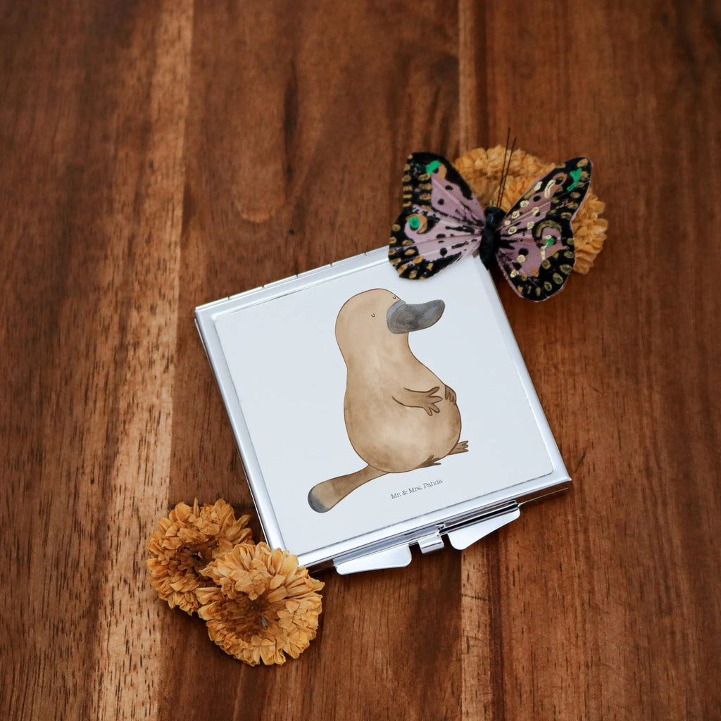 Handbag mirror platypus courage Handspiegel Geschenkidee, Spiegel Für Make-Up Tasche, Spiegel Für Schminktasche, Taschen-Kosmetikspiegel, Klappbarer Taschenspiegel, Taschenspiegel, Kompaktspiegel, Handspiegel Mit Hülle, Deko Handspiegel, Klappbarer Handspiegel, Design Taschenspiegel, Handspiegel Für Damen, Reise Spiegel, Runder Taschenspiegel, Silber, Handtaschenspiegel, Vintage Kompaktspiegel, Spiegel Für Unterwegs, Mini Spiegel, Kosmetikspiegel Klein, Handspiegel Zum Mitnehmen, Quadratischer Handspiegel, Schminkspiegel To Go, Klappspiegel, Schminkspiegel Kompakt, Spiegel Für Handtasche, Tragbarer Spiegel, Meer, Urlaub, Meerestiere, Büro, Schnabeltiere, mutig, Mut, Neuanfang, Training, Arbeit, Raodtrip, Lebensweisheit, Schnabeltier, Weltreise, Neustart, Motivation