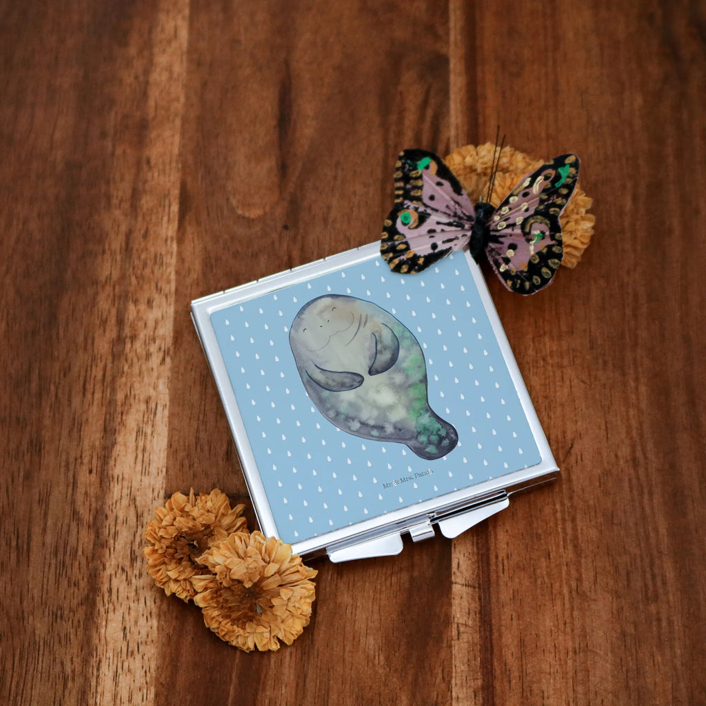 Handbag mirror manatee happy Tragbarer Spiegel, Schminkspiegel To Go, Deko Handspiegel, Vintage Kompaktspiegel, Handspiegel Für Damen, Taschen-Kosmetikspiegel, Klappbarer Handspiegel, Spiegel Für Unterwegs, Spiegel Für Make-Up Tasche, Handspiegel Mit Hülle, Quadratischer Handspiegel, Reise Spiegel, Spiegel Für Schminktasche, Handspiegel Zum Mitnehmen, Runder Taschenspiegel, Silber, Design Taschenspiegel, Taschenspiegel, Klappspiegel, Schminkspiegel Kompakt, Handspiegel Geschenkidee, Klappbarer Taschenspiegel, Spiegel Für Handtasche, Handtaschenspiegel, Kosmetikspiegel Klein, Mini Spiegel, Kompaktspiegel, Meer, Urlaub, Meerestiere, Zufrieden, Neuanfang, Seekühe, Neustart, Freundin, Seekuh, Liebeskummer, Achtsamkeit, Respekt, Selbstliebe