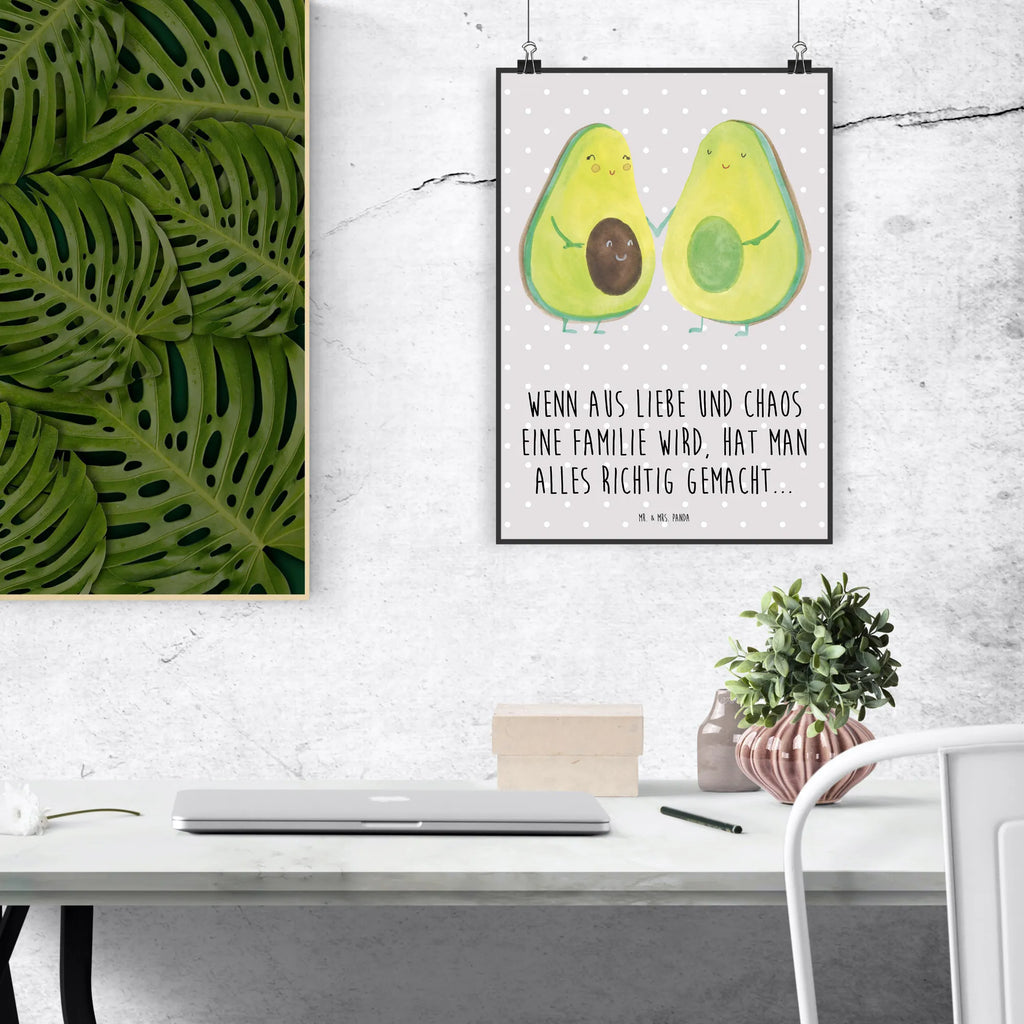 Plakat Awokado para Wandposter, Wanddekoration, Wanddeko Bild, Mr. & Mrs. Panda Poster, Handgemaltes Poster, Designposter, Raumdekoration, Wanddeko, Kinderposter, Poster, Küchenposter, Kunstdruck, Bild, Posterdruck, Avocado, Veggie, Vegan, Gesund, Babyshower, Babyparty, Avocuddle, Familie, Kinder, Hochzeit, Schwangerschaft, Avocados, Liebe, Geburt