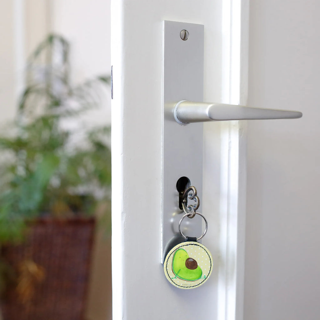 Round key ring avocado pregnancy keychain, key ring, bag pendant, lucky charm, pendant, avocado, vegetables, pregnancy, Avocado, baby shower, pregnant