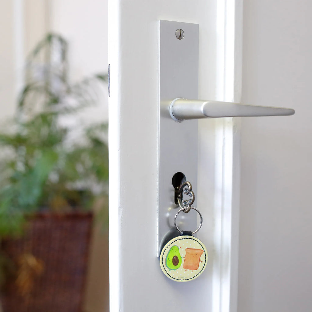 Round key ring avocado toast pendant, key ring, bag pendant, keychain, lucky charm, avocado, vegetables, Avocado, Anniversary, Engagement, Friend, Lovers, Couple, Wedding gift, Toast, Girlfriend, Wedding, Toast bread, Anniversary gift, Engagement party
