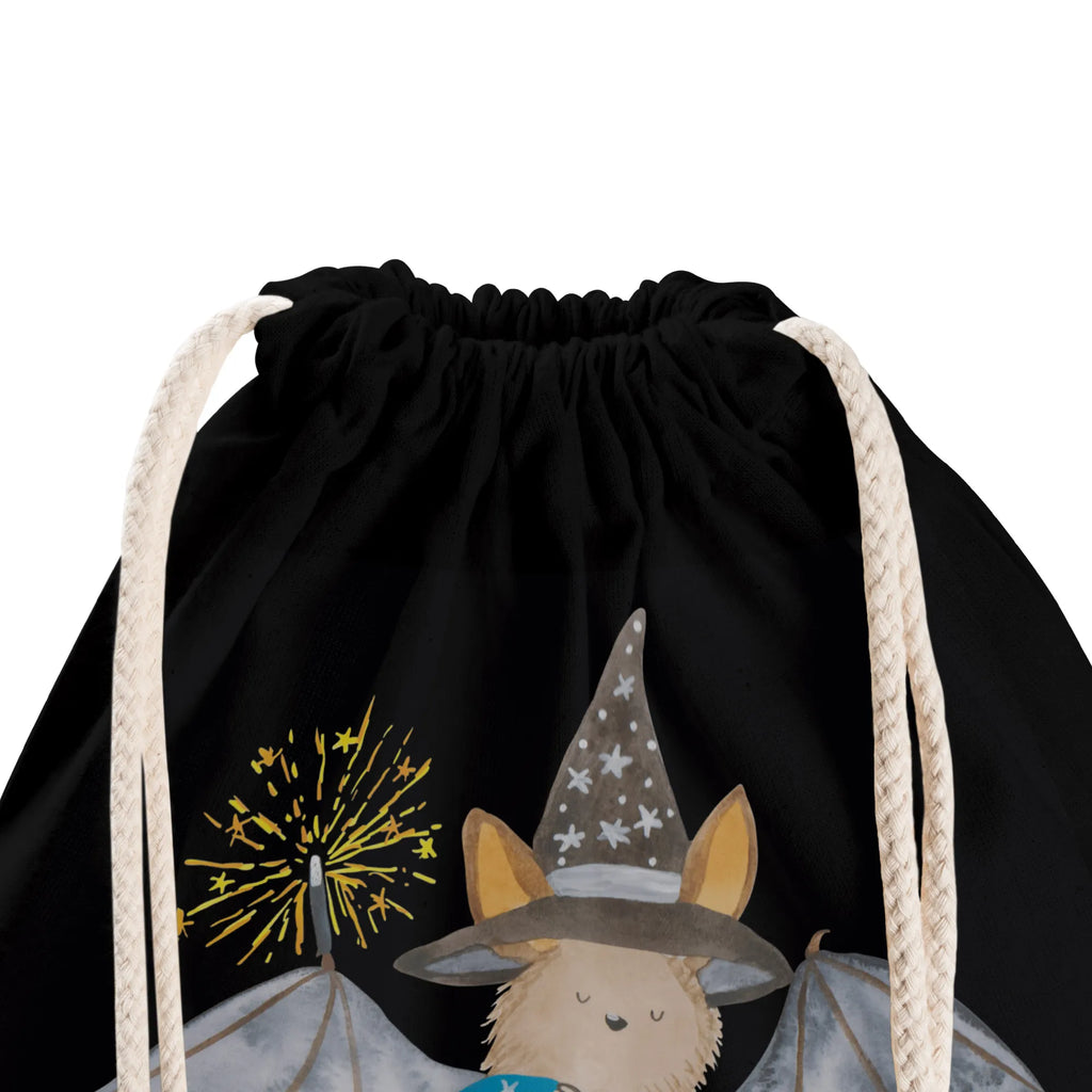 Drawstring bag bat wizard Sportbeutel Fitness, Sportbeutel Kindergarten, gymnastiktasche, baumwoll rucksack, rucksack beutel, gym tasche, beutel mit kordelzug, Öko Sportbeutel, Gymbag, kordelzugbeutel, wander rucksack, festivalbeutel, Baumwollbeutel, gym rucksack, Stoffbeutel, Sportbeutel Training, Festival Beutel, Sportbeutel Für Freizeit, Sportbeutel Outdoor, Sportbeutel Aus Baumwolle, Sportbeutel Schule, Sportbeutel Für Sport, sportbeutel baumwolle, Sportbeutel Kita, Baumwolltasche, Sportbeutel Mit Kordelzug, festival tasche, Sportrucksack, freizeit rucksack, baumwolle beutel, Sportbeutel, zuziehbeutel, zugbeutel, gym beutel, Turnbeutel Mit Kordel, Stofftasche, Gymsack, Turnbeutel, festival rucksack, rucksack stoff, Alltagstasche, stoff rucksack, Turnbeutel Schule, rucksack mit kordel, turnbeutel baumwolle, kordelrucksack, beutelrucksack, wanderbeutel, Tiere, Tiermotive, Gute Laune, Lustige Sprüche, Reinsteigern, Fledermäuse, Fledermaus, Frauen, Zauberer, Magier