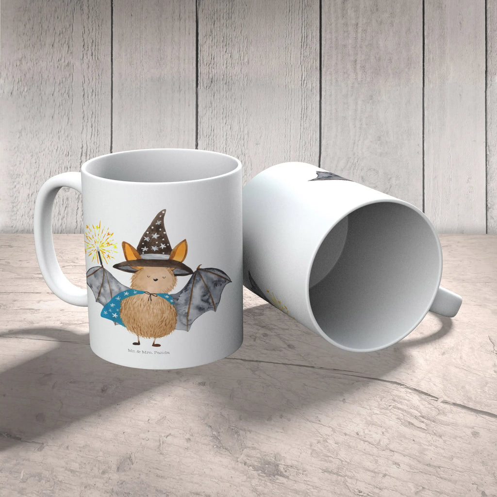 Kindertasse Fledermaus Zauberer Kinder-Porzellantasse, Kinderbecher, Trinklern-Tasse, Kindertasse Mikrowellengeeignet, Kindertasse Handgemacht, Kinderbecher Unzerbrechlich, Kindertasse Spülmaschinenfest, Kindertasse, Kinderbecher Für Kleinkinder, Kindertasse BPA-Frei, Kindertasse Für Vorschüler, Nachhaltige Kindertasse, Kinder-Porzellantasse Mit Motiv, Tasse Mit Henkel Für Kinder, Kindertasse Bunt, Kindertasse Auslaufsicher, Kinderbecher Aus Edelstahl, Kindertasse Mit Cartoonmotiv, Kinder-Keramiktasse, Trinklernbecher Personalisiert, Tasse Für Schulanfänger, Trinklernbecher, Kinderbecher Mit Spruch, Kinder-Thermobecher, Kindertasse Mit Griffen, Kinderbecher Mit Deckel, Kindertasse Aus Silikon, Design Kindertasse, Kindertasse Bruchsicher, Trinklernbecher Aus Kunststoff, Trinklernbecher Mit Deckel, Kindertasse Mit Tiermotiv, Tasse Für Kleinkinder, Tasse Für Kinder, Kindertasse Für Baby, Kindertasse Ökologisch, Kindertasse Mit Strohhalm, Tiermotive, Gute Laune, lustige Sprüche, Tiere, Fledermäuse, reinsteigern, Magier, Frauen, Fledermaus, Zauberer
