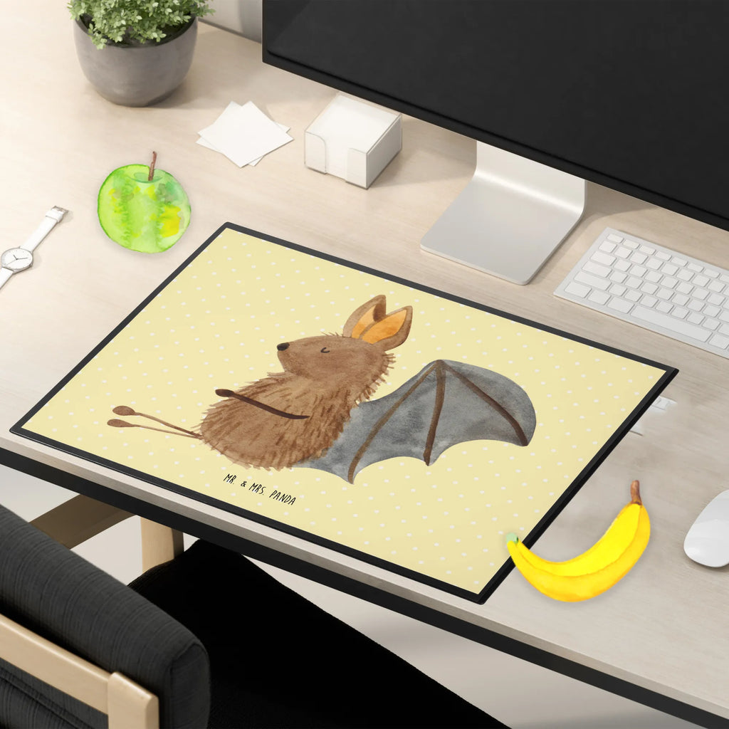 Schreibtischunterlage Fledermaus Sitzen Schreibunterlage, Büroartikel, Bürobedarf, Schreibwaren, Schreibtisch Unterlagen, Schreibtischunterlage Groß, Schreibtischauflage, Tiermotive, Gute Laune, lustige Sprüche, Tiere, entspannen, Motivation, Fledermaus, Fledermäuse