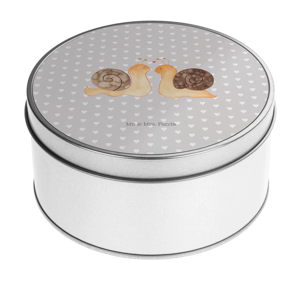 Round tin Snails in love runde dosen, keksdosen, Geschenkdose, Metalldose, runde keksdose, Metalldose Rund, Aufbewahrungsdose, Blechdose Rund, blechdosen, plätzchendose, Metallbox, plätzchendosen, Dose, Runde Dose, metalldosen, Blechdose, runddose, Aufbewahrungsdosen, gebäckdose, dosen, Vorratsdose, Aufbewahrungsbox, runde keksdosen, Vorratsdosen, geschenkdosen, metallboxen, Runde Blechdose, gebäckdosen, runddosen, Keksdose, runde blechdosen, Freund, Freundin, Jahrestag, Liebesgeschenk, Verlobung, Ehefrau, Heiratsantrag, Heiraten, Hocheitstag, Ehemann, Partner, Liebe