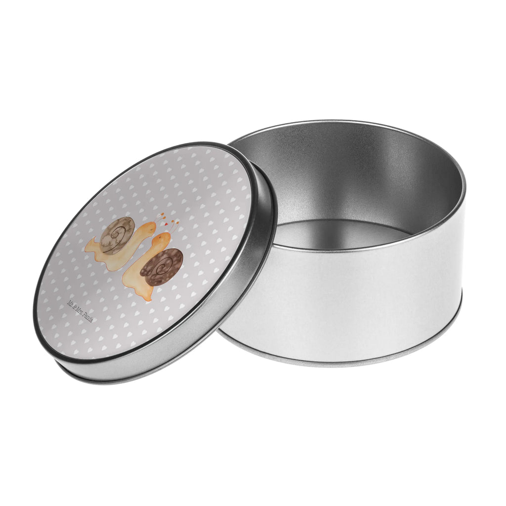 Round tin Snails in love runde dosen, keksdosen, Geschenkdose, Metalldose, runde keksdose, Metalldose Rund, Aufbewahrungsdose, Blechdose Rund, blechdosen, plätzchendose, Metallbox, plätzchendosen, Dose, Runde Dose, metalldosen, Blechdose, runddose, Aufbewahrungsdosen, gebäckdose, dosen, Vorratsdose, Aufbewahrungsbox, runde keksdosen, Vorratsdosen, geschenkdosen, metallboxen, Runde Blechdose, gebäckdosen, runddosen, Keksdose, runde blechdosen, Freund, Freundin, Jahrestag, Liebesgeschenk, Verlobung, Ehefrau, Heiratsantrag, Heiraten, Hocheitstag, Ehemann, Partner, Liebe